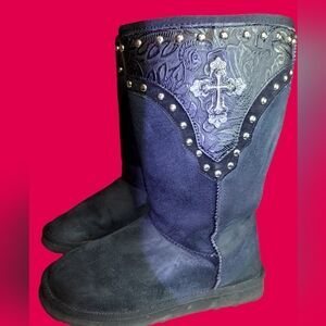 An Aww Sooo Soft Fleece Interior